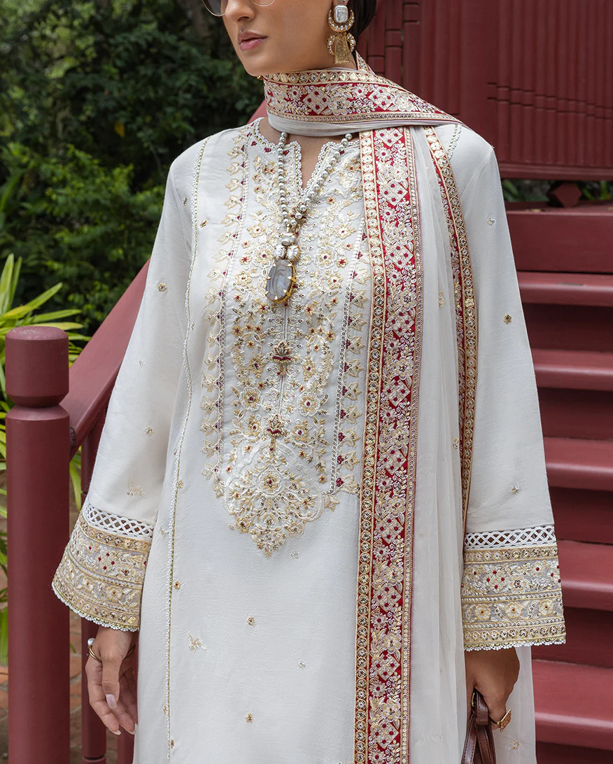 Elnaz - Image 4