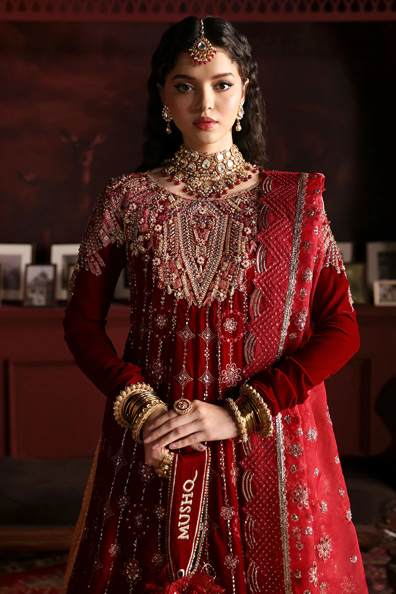 Farah - Image 9