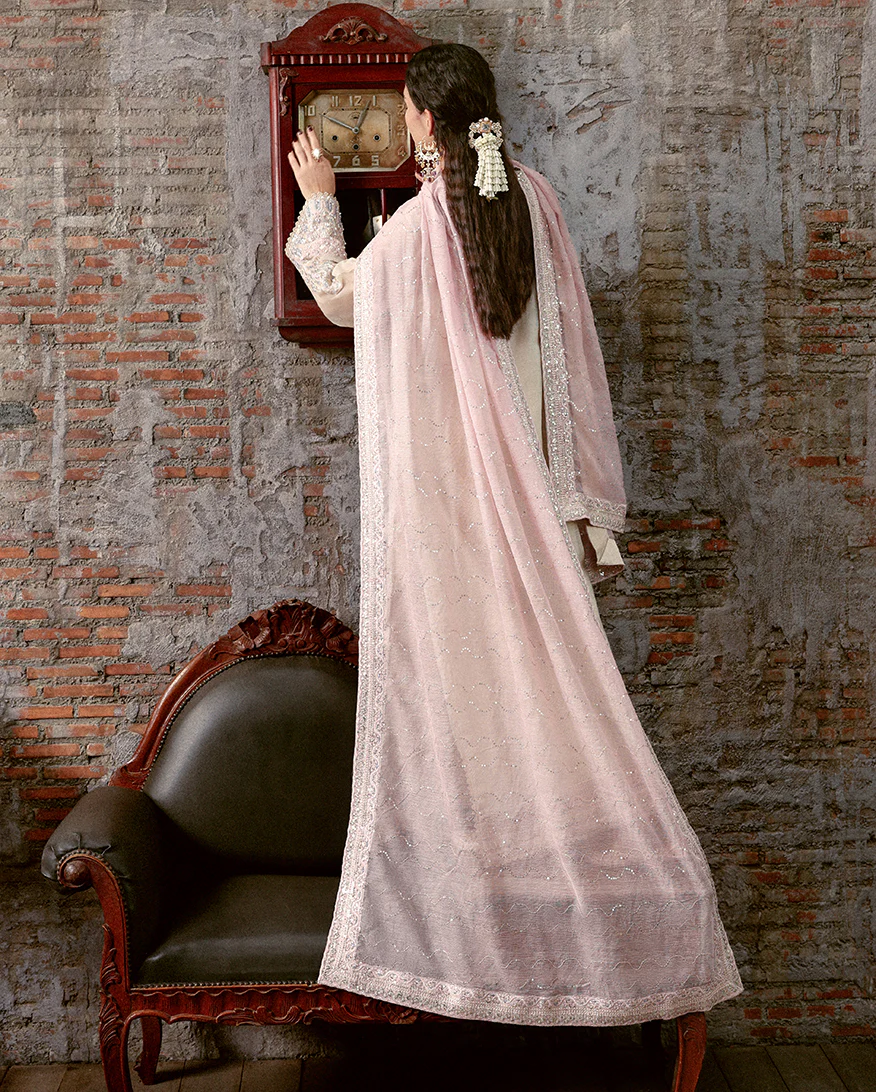 Gulnaar - Image 3