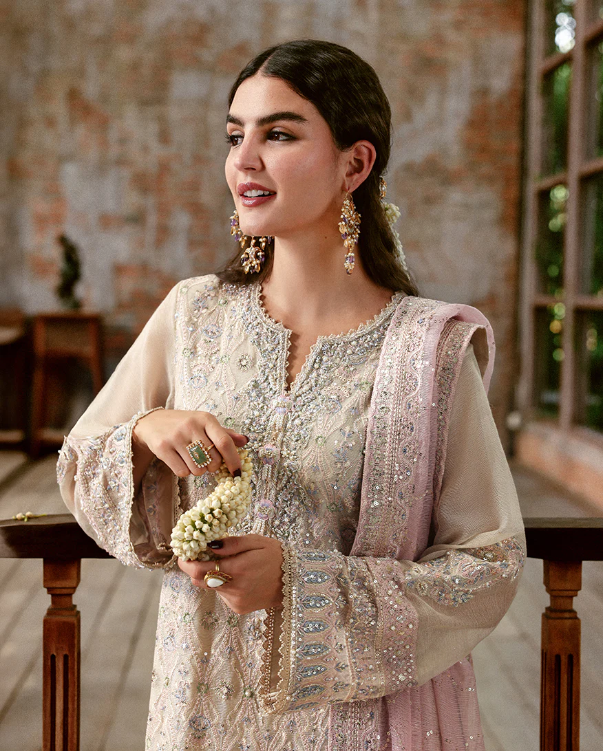Gulnaar - Image 5