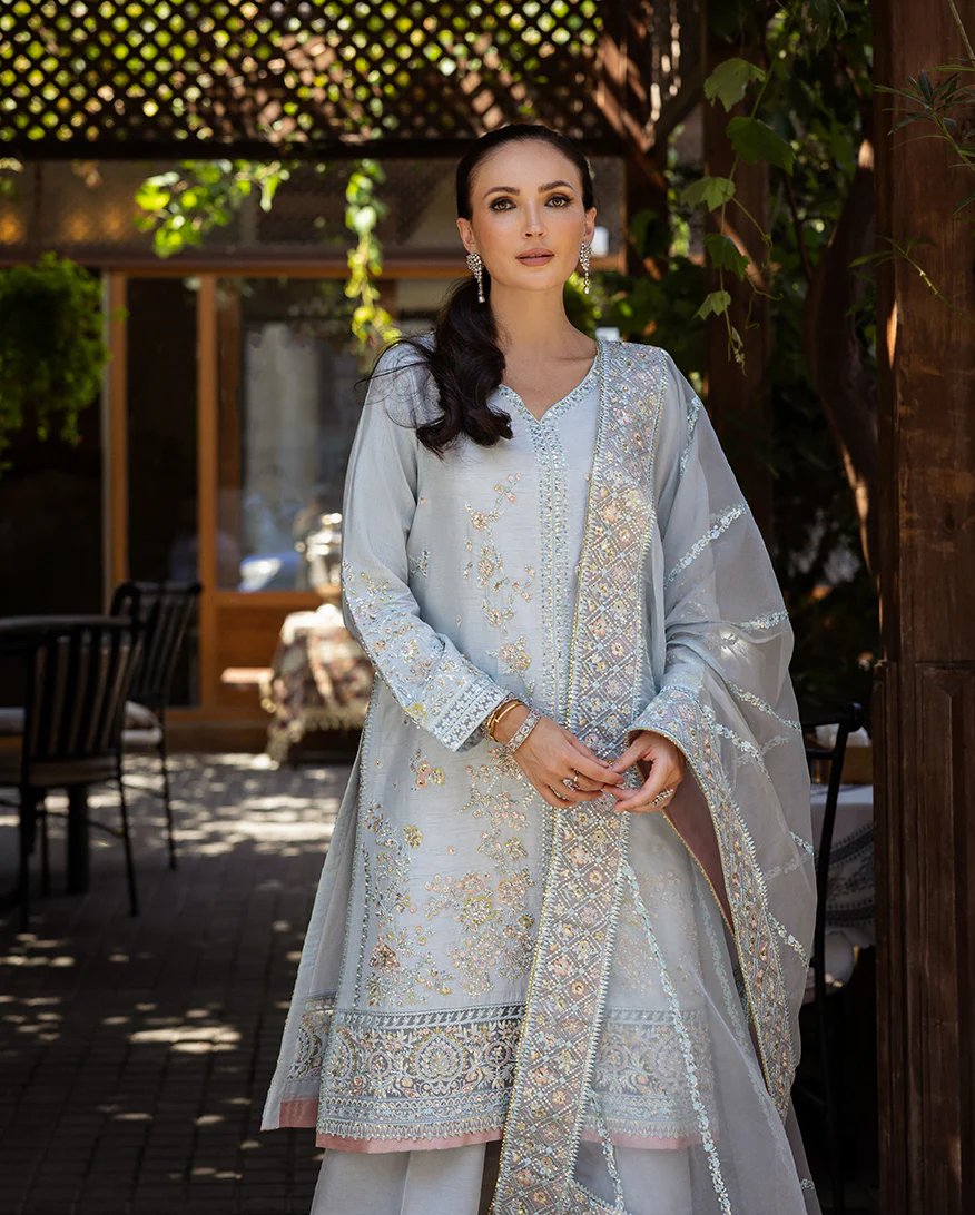 Indira Glow - Image 3