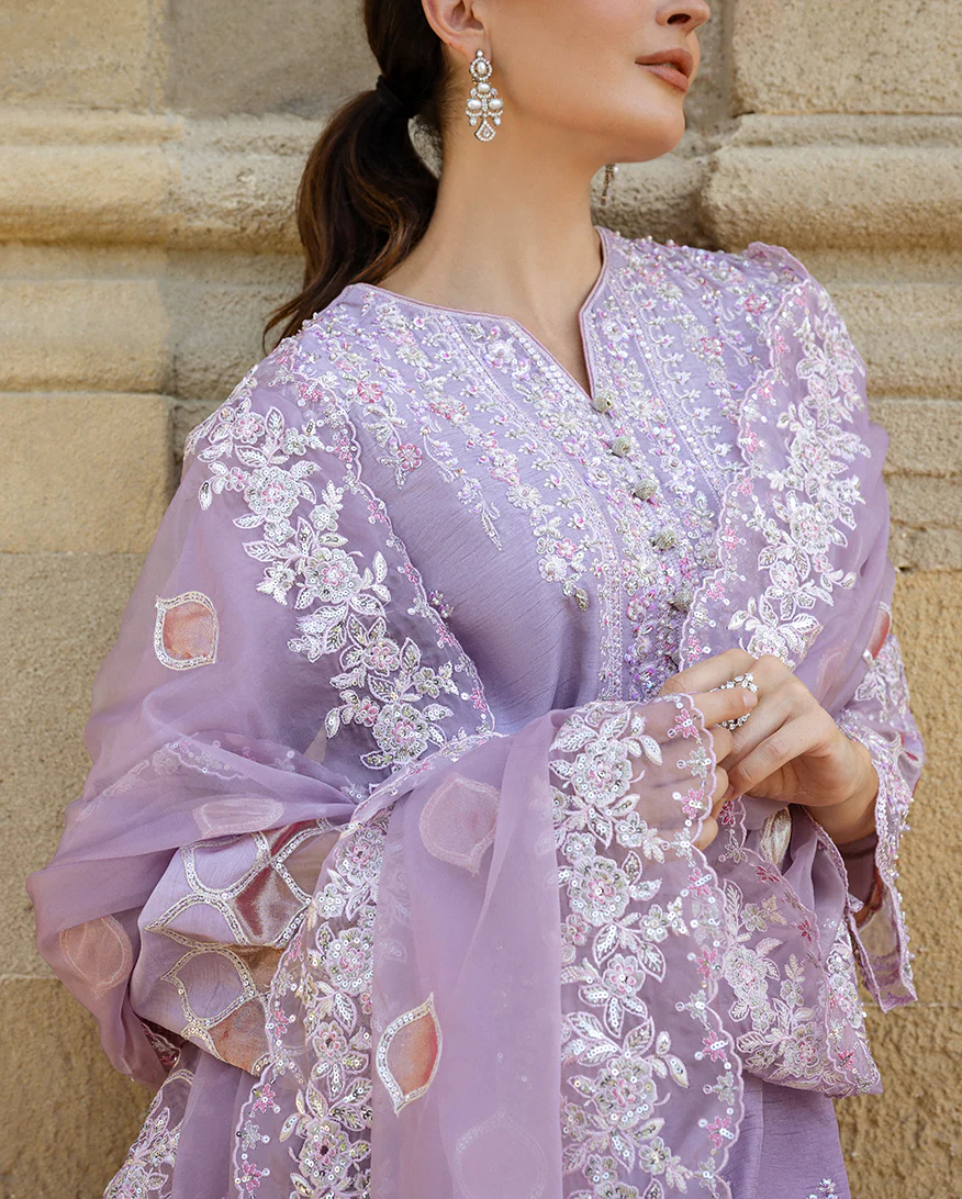 Ophelia Iyn - Image 12