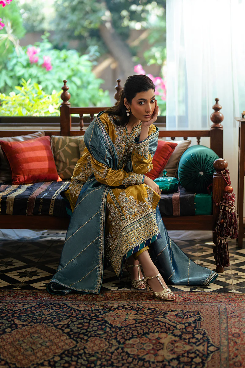 Zoya - Image 6